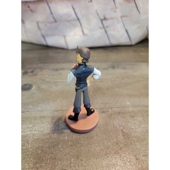 Tangled apple Flynn Rider Pixar Disney toy figure - Picture 3 of 4